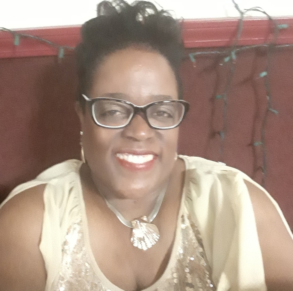 Meet your Posher, Debra